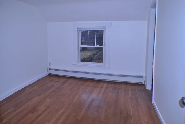 21 Goldsmith Ave, Beverly, MA 01915