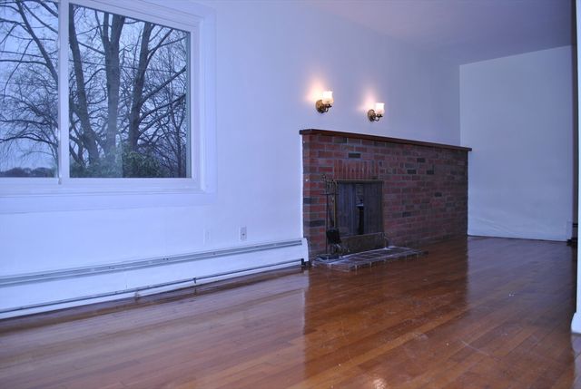 21 Goldsmith Ave, Beverly, MA 01915