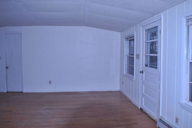 21 Goldsmith Ave, Beverly, MA 01915