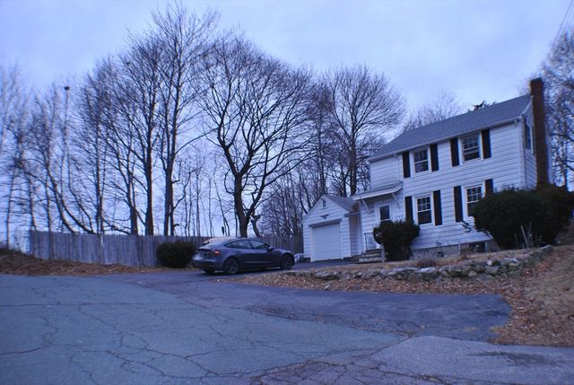 21 Goldsmith Ave, Beverly, MA 01915