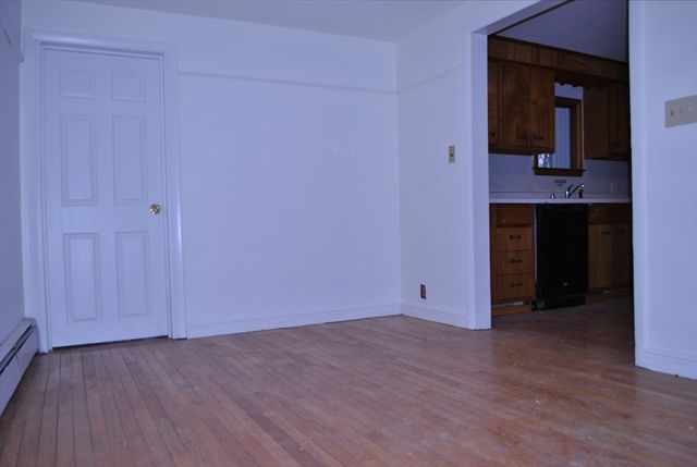 21 Goldsmith Ave, Beverly, MA 01915