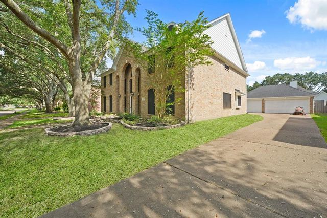 2206 Spanish Forest Lane, Richmond, TX 77406