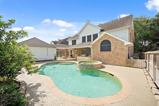 2206 Spanish Forest Lane, Richmond, TX 77406