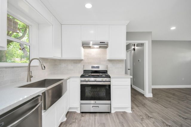 2707 Mcnay Drive, Pasadena, TX 77506