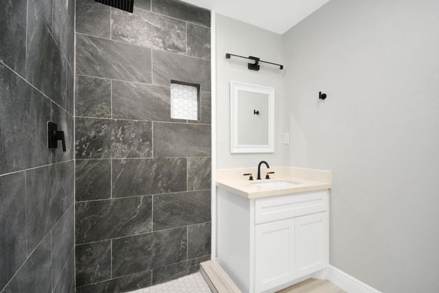 2707 Mcnay Drive, Pasadena, TX 77506