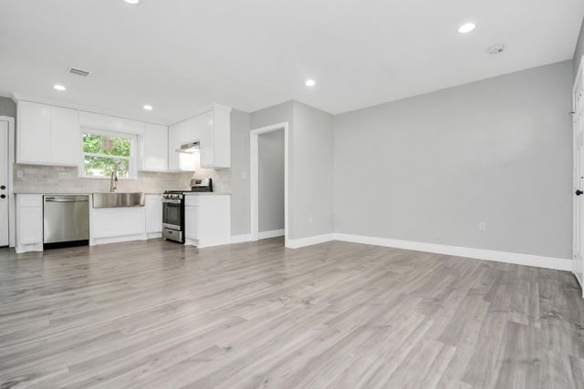 2707 Mcnay Drive, Pasadena, TX 77506