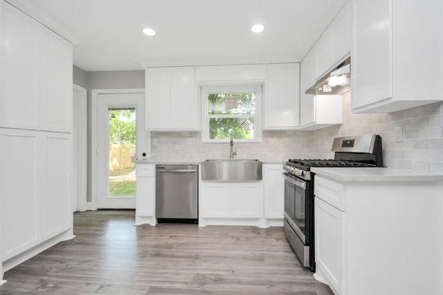 2707 Mcnay Drive, Pasadena, TX 77506