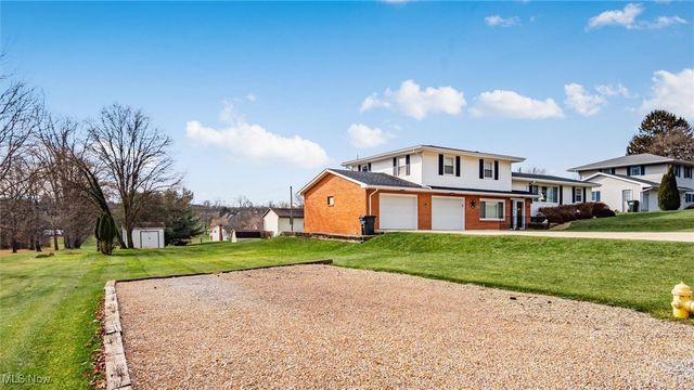 350 Walker Drive, Zanesville, OH 43701