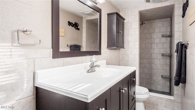 350 Walker Drive, Zanesville, OH 43701