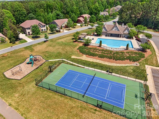 185 Belfry Loop, Mooresville, NC 28117