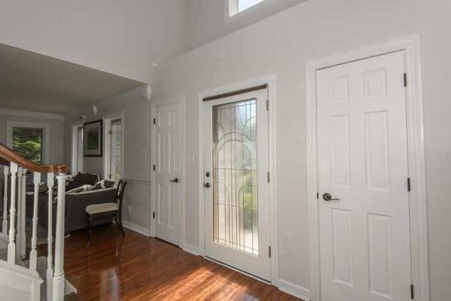 1333 N Riverline DRIVE, Oconomowoc, WI 53066