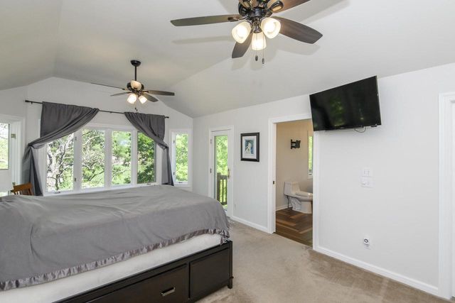 1333 N Riverline DRIVE, Oconomowoc, WI 53066