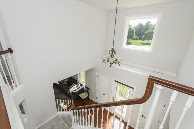 1333 N Riverline DRIVE, Oconomowoc, WI 53066