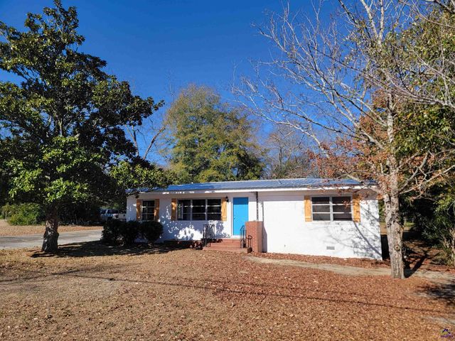 161 E Cherry Street, Cochran, GA 31014