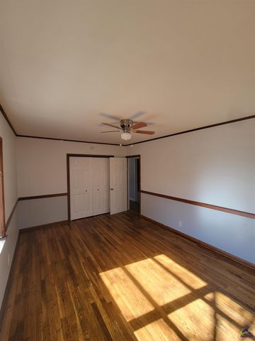 161 E Cherry Street, Cochran, GA 31014