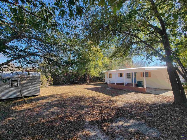 161 E Cherry Street, Cochran, GA 31014