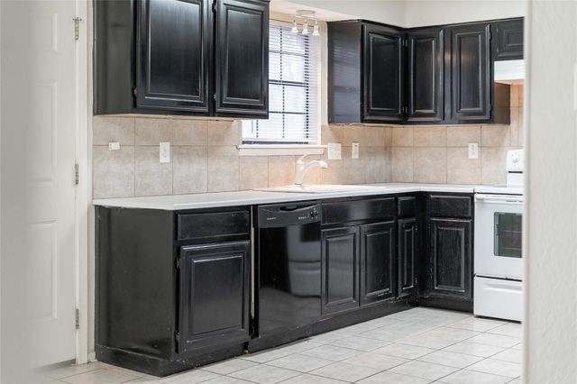 3801 Foust TRL A, Georgetown, TX 78628