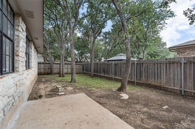 3801 Foust TRL A, Georgetown, TX 78628