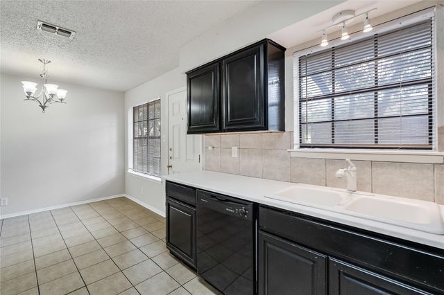 3801 Foust TRL A, Georgetown, TX 78628