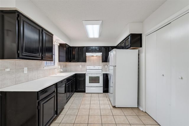 3801 Foust TRL A, Georgetown, TX 78628