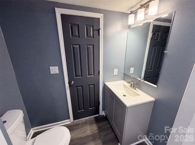 5601 Beaconsfield Road, Charlotte, NC 28214