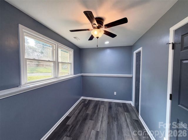 5601 Beaconsfield Road, Charlotte, NC 28214