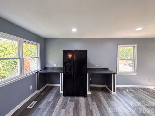 5601 Beaconsfield Road, Charlotte, NC 28214