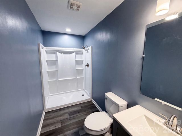 5601 Beaconsfield Road, Charlotte, NC 28214