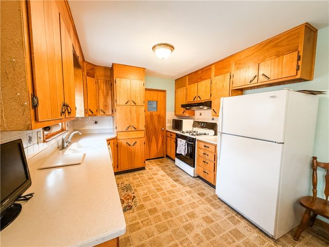 93 Capitol Street, Auburn, NY 13021