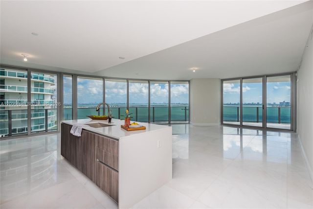 488 NE 18th Street 4515, Miami, FL 33132