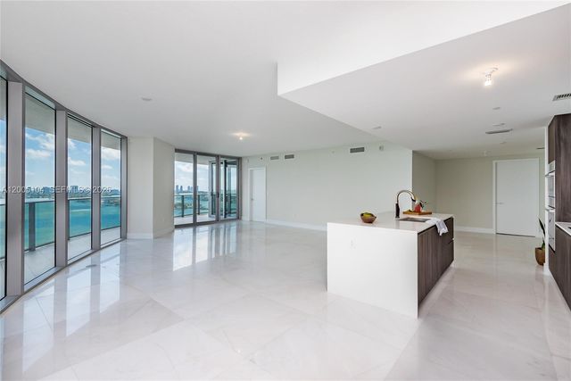 488 NE 18th Street 4515, Miami, FL 33132