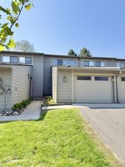 620 Watersedge Drive, Ann Arbor, MI 48105