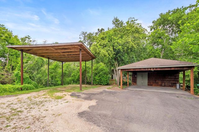 7539 Santa Fe Drive, Houston, TX 77061