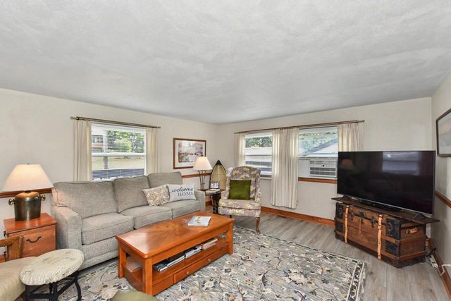 N3910 Pleasant View AVENUE, Cascade, WI 53011
