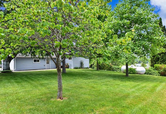 N3910 Pleasant View AVENUE, Cascade, WI 53011