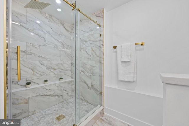 5424 21ST ST N, Arlington, VA 22205