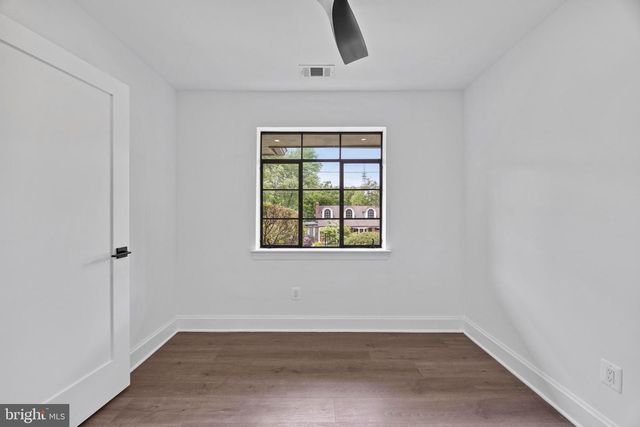 5424 21ST ST N, Arlington, VA 22205