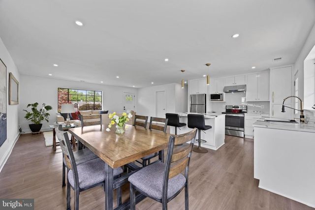5424 21ST ST N, Arlington, VA 22205