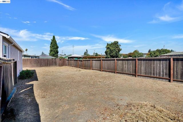 20332 Haviland Ave, Hayward, CA 94541
