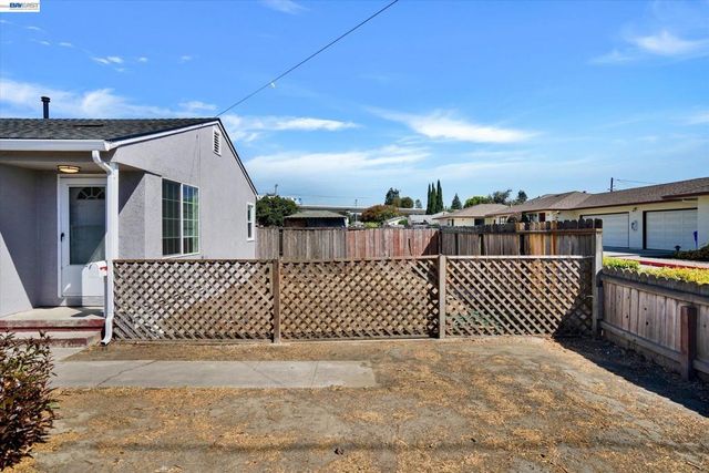 20332 Haviland Ave, Hayward, CA 94541