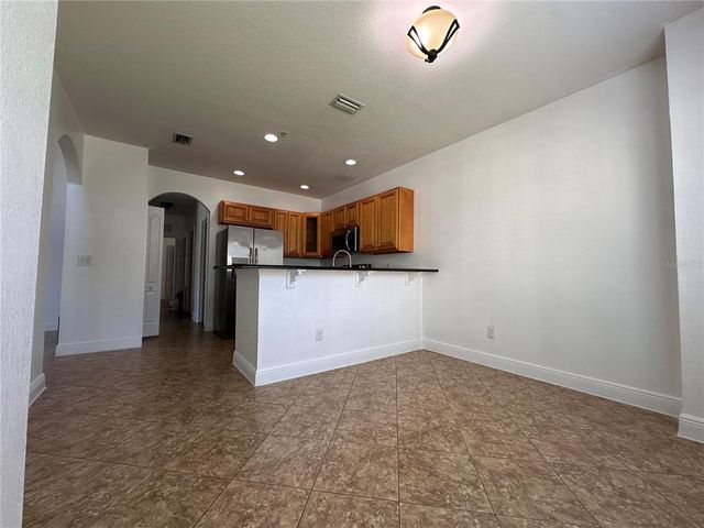 3725 S LAKE ORLANDO PARKWAY 4, Orlando, FL 32808