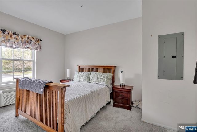 5320 Richmond Road, West Milford, NJ 07480