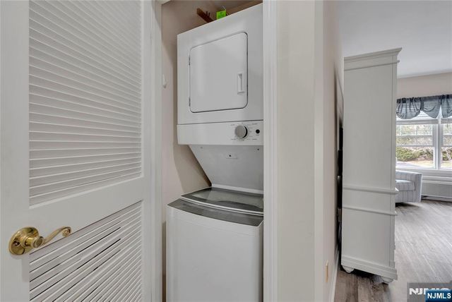 5320 Richmond Road, West Milford, NJ 07480