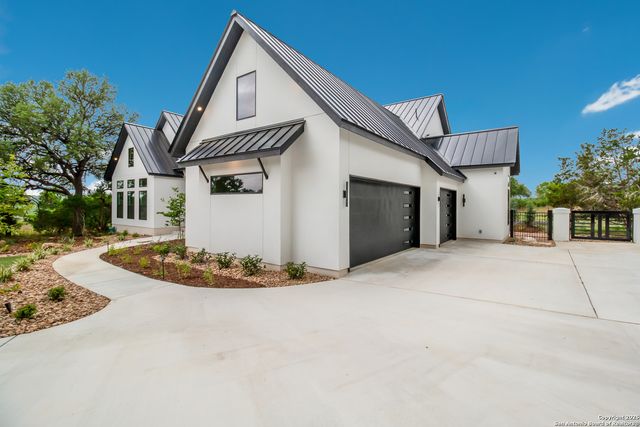 430 Arthur Court, Spring Branch, TX 78070