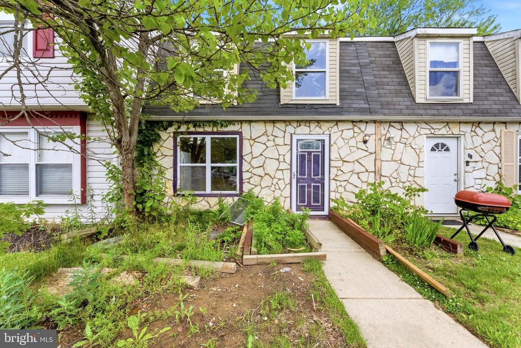 27 VILLANOVA CT, Sicklerville, NJ 08081