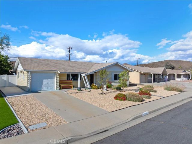 29778 Carmel, Menifee, CA 92586