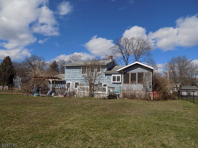 9 Baxter Pl, Pequannock Twp., NJ 07440