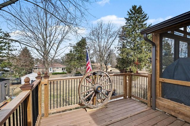 1008 W Grove Street, Greenville, MI 48838