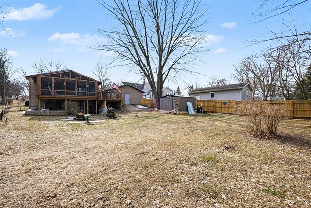 1008 W Grove Street, Greenville, MI 48838