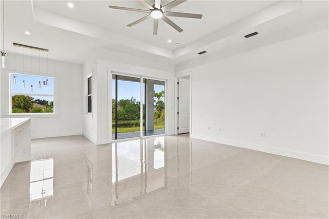 1120 32nd LN, Cape Coral, FL 33909